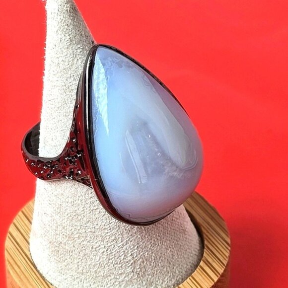 Hand Made 925 Sterling Silver Ring Size 7.75 with 40 ct Natural Chalcedony - Picture 11 of 13